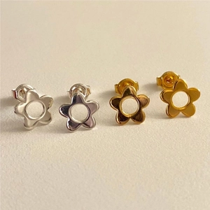 925 Sterling Silver Flower Stud Earrings Korean Style Minimalist Hollow Floral Petal Jewelry For Women