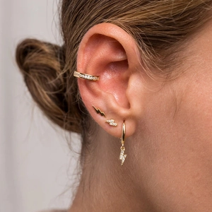 Elegant s925 silver needle lightning earrings set with zircon studs and gold ear cuffs
