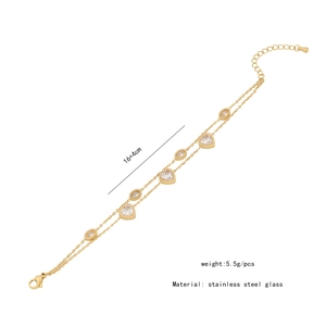 Détails des breloques en verre cœur et ovales sur un bracelet double couche en acier de 16+4cm