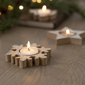 Nordic wooden snowflake candle holder with tealight for Christmas table decoration