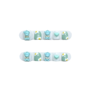 Cute 3D bear and daisy press-on nails for kids in mint green and light blue colors
