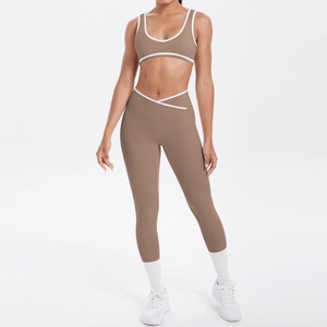 Mocha Yoga-Set für Damen mit V-Cross High-Waist-Leggings und kontrastfarbenem Sport-BH
