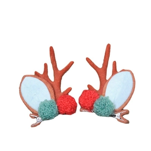 Pinces à cheveux bois de renne de Noël avec pompons rouges et verts pour femmes et filles