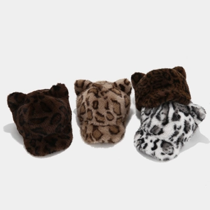 Plush faux fur baseball caps with leopard prints and cute animal ears for winter warmth