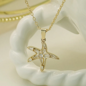 Dainty Starfish Pendant Necklace Copper Zirconia Inlaid Gold Silver Plated Jewelry For Women Elegant Clavicle Chain Gift
