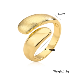 Minimalist 18K gold plated bypass ring with matte frosted and mirror polish finish