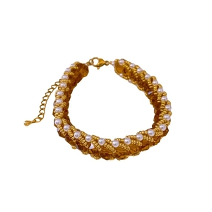 Vintage style multi-layer beaded bracelet with pearls and golden metallic beads