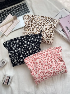 Heart Leopard Print Cosmetic Bag Corduroy Large Capacity Portable Travel Toiletry Makeup Storage Pouch For Women