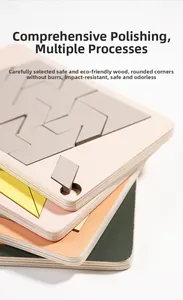 Makro-Detail von hochwertigen Mehrschichtholz-Puzzleteilen mit glatten runden Kanten
