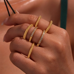 Set of 5 18K gold plated stainless steel stackable rings with 5A zircon micro-inlay