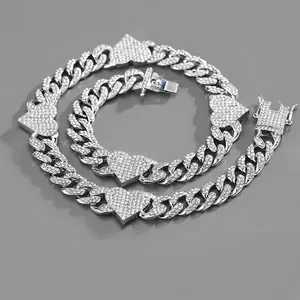 Hip Hop Iced Out Cuban Link Chain Necklace With Heart Pendants Rhinestone Alloy Streetwear Jewelry