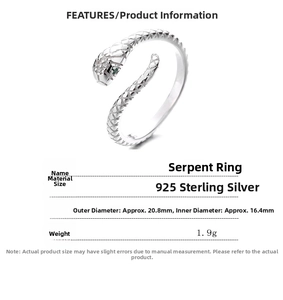Detailed macro view showing the 925 sterling silver snake ring dimensions and parameters