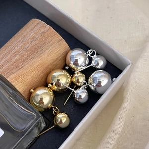 Orecchini a perla in argento sterling 925 in finitura oro e argento lucido