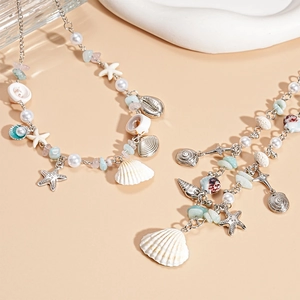 Seaside style shell and starfish pendant necklace with pearls and colorful stones
