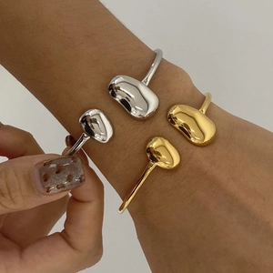 Bracelet goutte en acier inoxydable minimaliste avec finition miroir or et argent