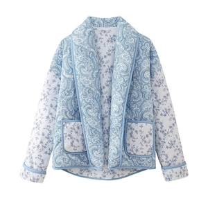 Women Floral Paisley Print Quilted Jacket Lapel Collar Long Sleeve Padded Coat Sweet Casual Outerwear Light Blue