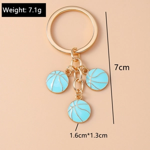 Detail of blue basketball keychain with 7.1g weight and 7cm length specifications