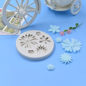 Daisy and rose flower shaped silicone mold for fondant chocolate and DIY resin craft projects