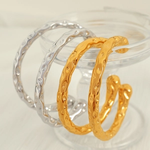 Chunky C-shaped hammered texture open cuff bracelets in gold and silver finish