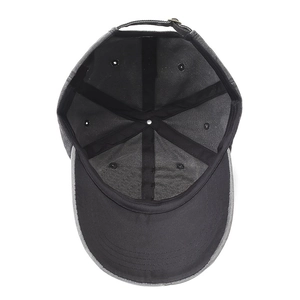 Adjustable MAMA embroidered baseball cap with vintage cotton fabric and internal seams