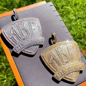 Hip Hop Pendant Necklace Copper Cubic Zirconia Iced Out Bling Round Shield Letter Design Jewelry Streetwear Fashion Men