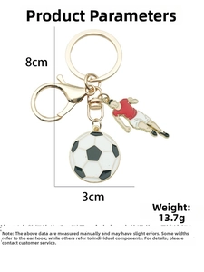 Detail von Fußball Schlüsselanhänger mit Spieler-Anhänger und Maßen 8cm Höhe und 3cm