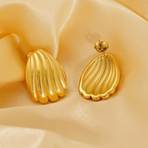 Boucles D'oreilles Puces Coquillage Acier Inoxydable Plaqué Or 18K Texture Géométrique Irrégulière Style Rétro Français Pour Femme