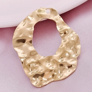 Pendente ovale irregolare vintage in acciaio inossidabile 304 con finitura oro martellata