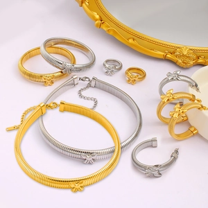 Bijoux En Acier Inoxydable Noeud Papillon Tubogas Spirale Collier Bracelet Bague Boucles D Oreilles Mode Elégant Or Argent