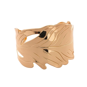 Bracelet jonc ouvert doré en forme de feuille avec design métallique pour femmes