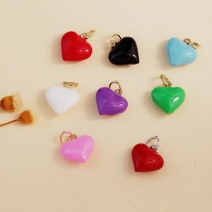 Bunte 3D-Herz-Emaille-Anhänger mit Goldringen für DIY-Schmuck in verschiedenen Farben