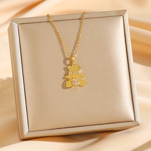 Collier avec pendentif ours en acier inoxydable plaqué or 18 carats et cristaux zircons