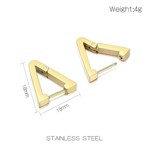 Detail showing dimensions of golden triangle stainless steel earrings with open-close mechanism