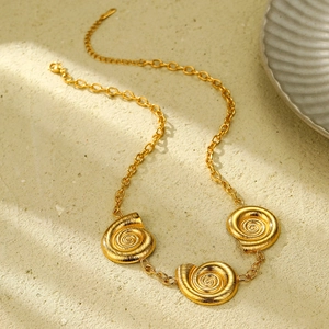 18K gold plated stainless steel snail spiral pendant necklace with adjustable chain