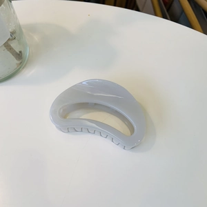 Elegant semi-circular marble pattern hair claw clip in light grey acetate finish