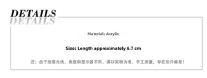 Détails de la pince à cheveux en acrylique montrant la longueur 6,7 cm et le matériau