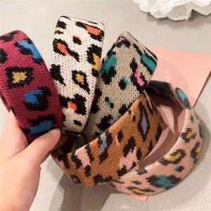 Leopard Print Knitted Headband Wide Brim High Top Handmade Fashion Hair Accessory For Women Stylish Autumn Winter Headwear