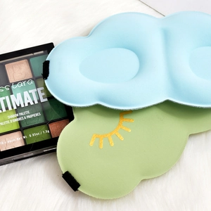 3D cloud sleep eye mask, double-sided ice silk shading breathable eye mask with cute embroidery.