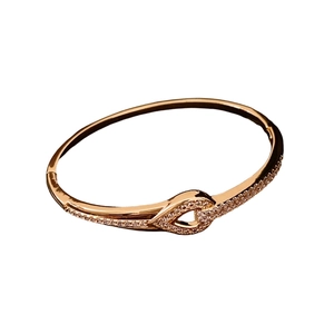 Bracelet goutte en or 18 carats avec fermoir superposé et oxydes de zirconium scintillants