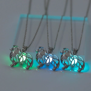 Hund Anhänger Halskette Legierung Hohler Käfig Glow In The Dark Leuchtender Schmuck Für Frauen