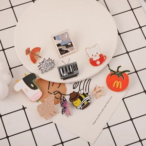 Cartoon Enamel Pin Badge Cute Animal Bee Cow Cat TV Stamp Alloy Brooch For Backpack Clothing Jacket Hat Decoration Accessories