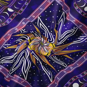 Makroaufnahme von böhmischem Tarot-Wandteppich mit goldenen Himmelskörper-Symbolen