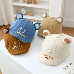 Chapeaux de soleil pour bébé avec oreilles d'ours et broderie Hello Bear en 4 couleurs
