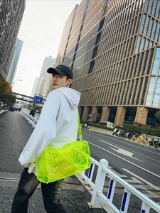 Transparent PVC Travel Bag Large Capacity Waterproof Beach Handbag For Women And Men Candy Color Crossbody Duffel