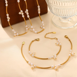 Elegant Freshwater Pearl Necklace And Bracelet For Women Stainless Steel Gold Plated French Style Jewelry Accessories