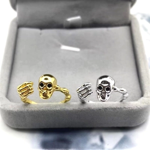 Minimalist S925 sterling silver skull hand rings in gold and silver finish