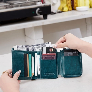 Deep green oil wax leather RFID wallet with multi-card slots and zipper coin pocket