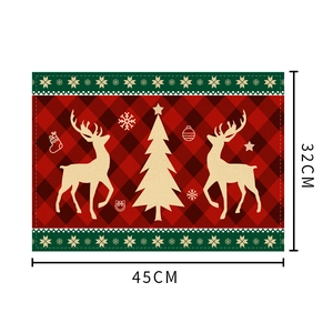 Christmas placemat size diagram 45x32cm with reindeer and snowflake patterns