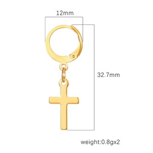 Boucles d'oreilles croix en acier plaqué or 18K avec dimensions et poids affichés