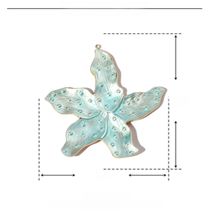 Detailed size specifications for a blue enamel star pendant with gold-tone accents